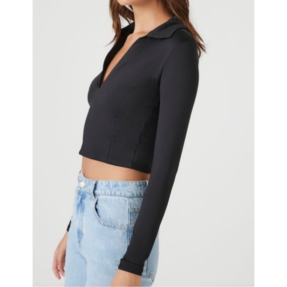 FOREVER 21 ~Contour Split-Neck Crop Top (NWT) - Picture 8 of 8